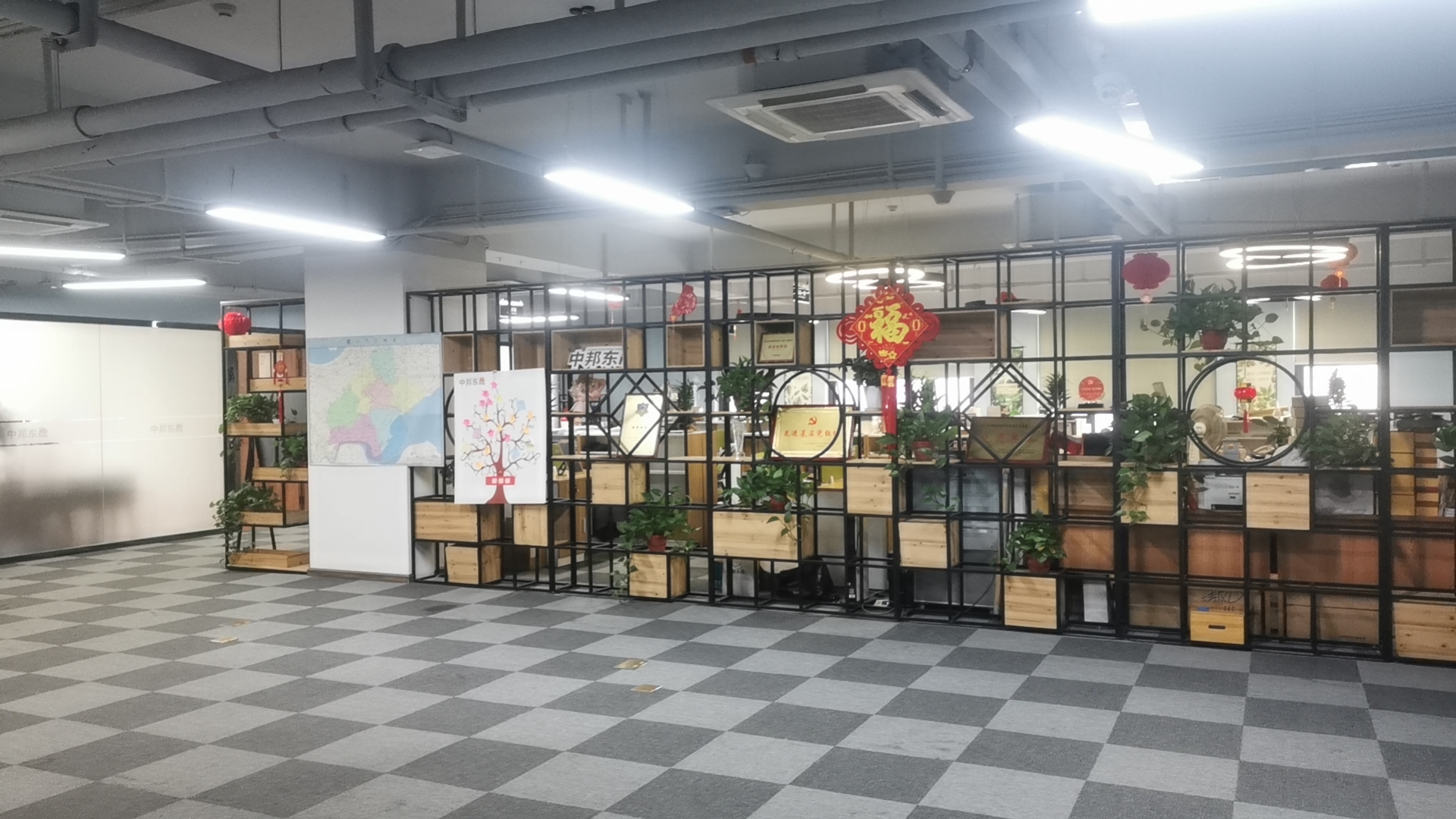 打造余姚在线版图：通过网站推广建立强大的品牌 (余姚产业要升级智能显身手)